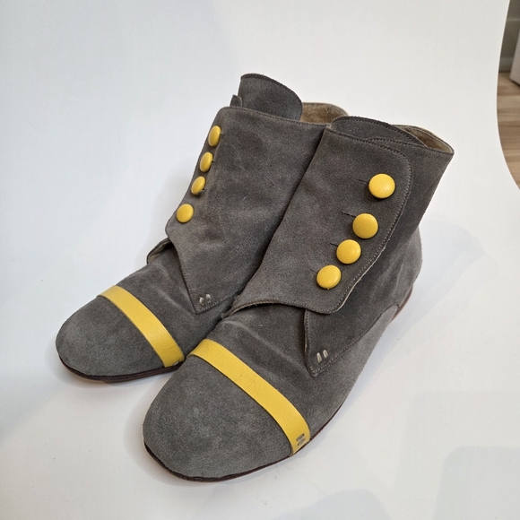 Quiero June Shoes - Handmade Grey And Yellow Ankle Boots Size 9